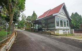 Collection O 89999 Hotel Bumi Kedaton Resort